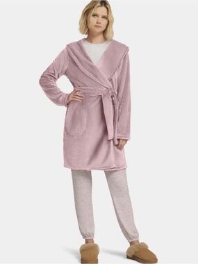 UGG Light Purple (Moonbeam) Miranda Plush Hooded Wrap Robe, S, GREAT CONDITION